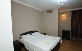Shako'S Apartments